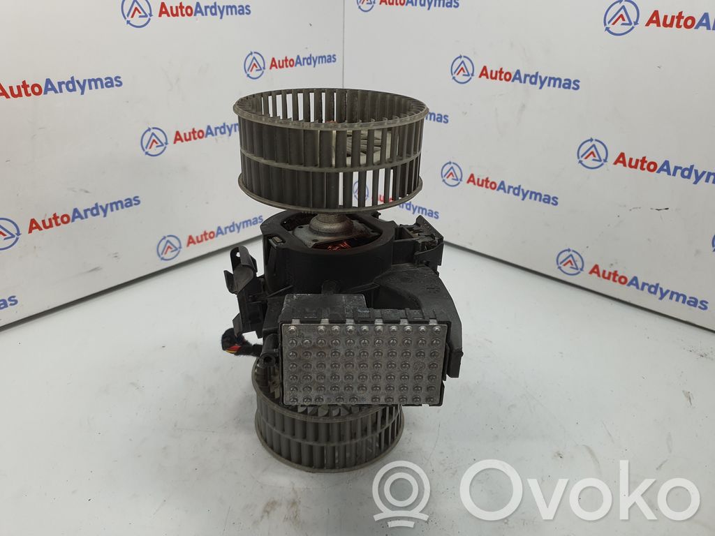 BMW 5 E60 E61 Mazā radiatora ventilators 