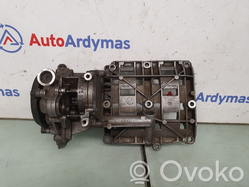BMW 5 E60 E61 Tepalo siurblys 