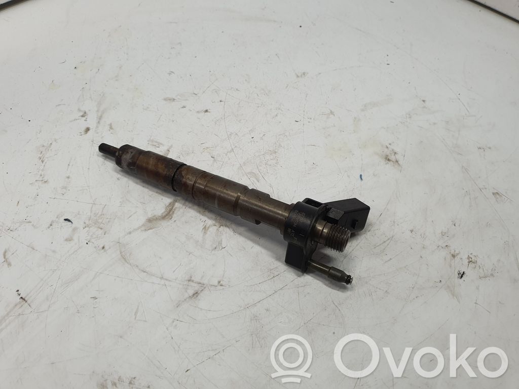 BMW 3 E90 E91 Fuel injector 