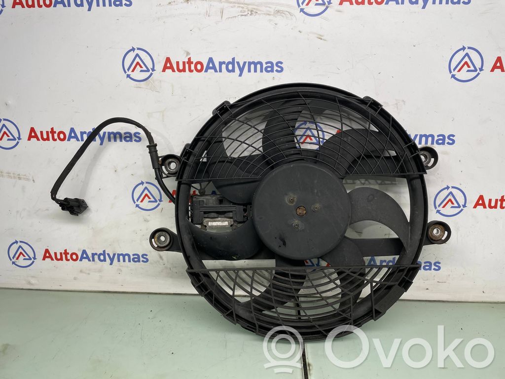 BMW 3 E46 Elektrisks radiatoru ventilators 