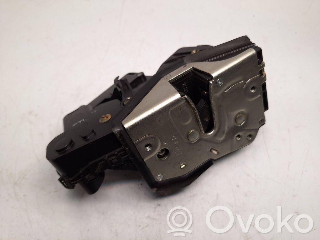 BMW 3 E46 Front door lock 