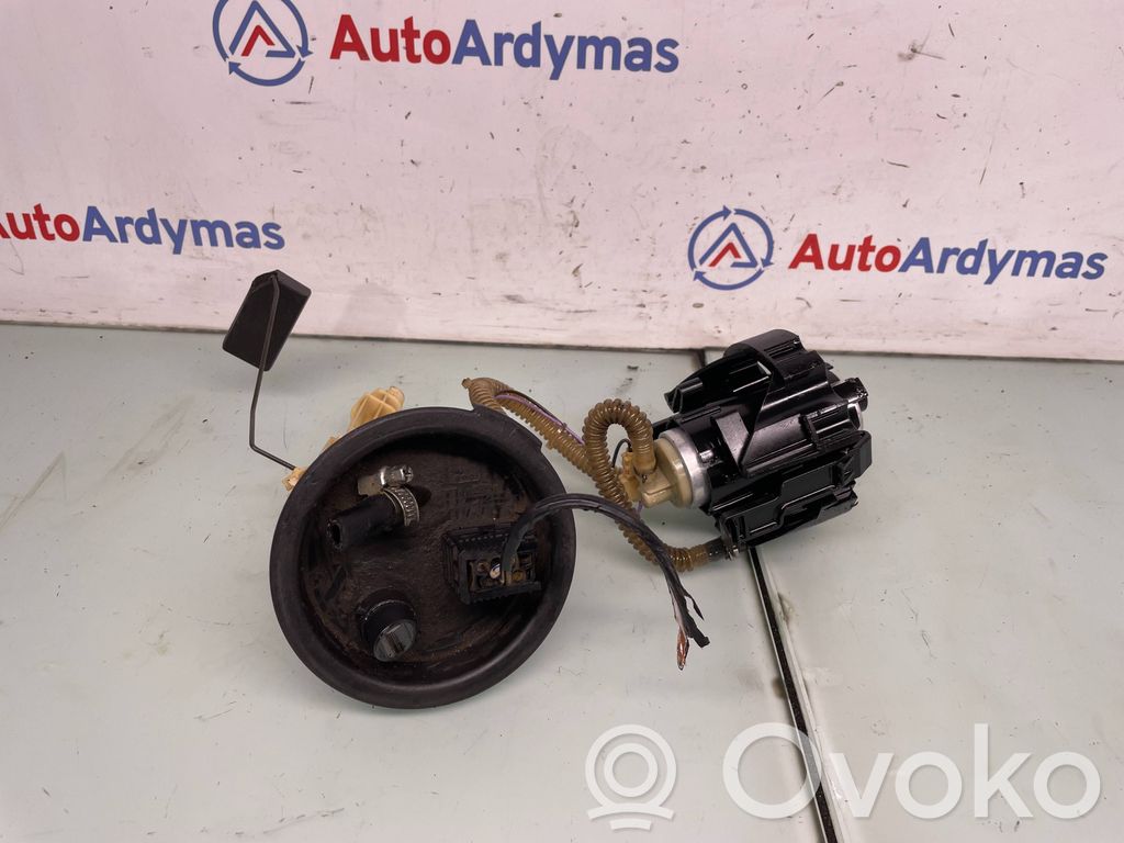 BMW 5 E39 Bomba interna de combustible 