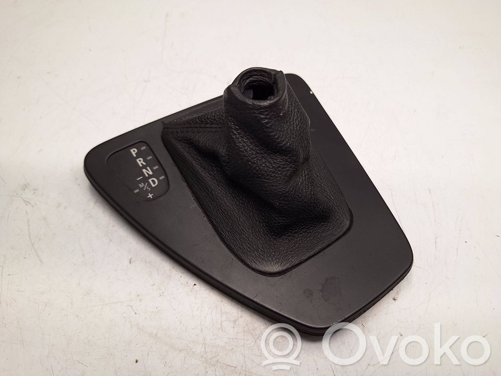 BMW 3 E92 E93 Ātrumu pārslēgšanas sviras dekoratīvā apdare (plastmasas) 