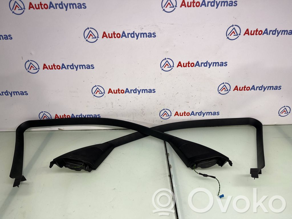 BMW 1 E81 E87 Altro elemento di rivestimento della portiera anteriore 
