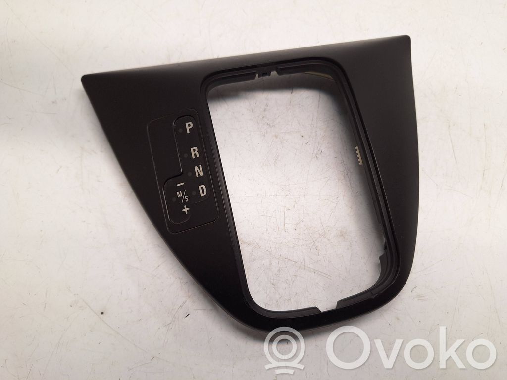BMW X5 E53 Gear shifter surround trim plastic 