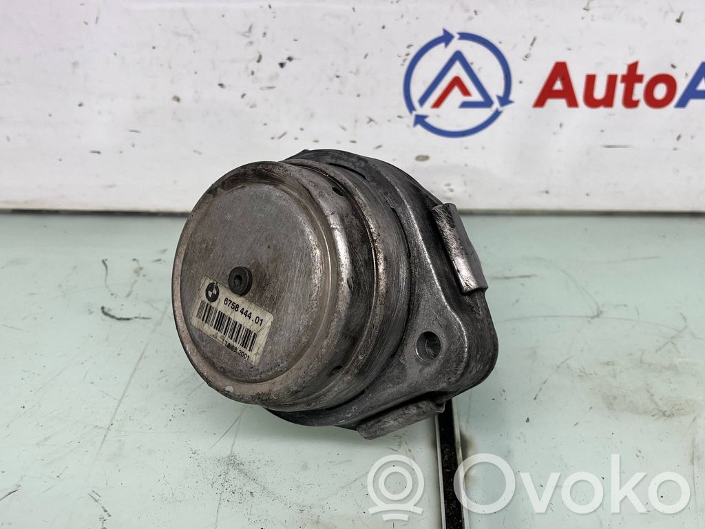 BMW X5 E53 Engine mount bracket 