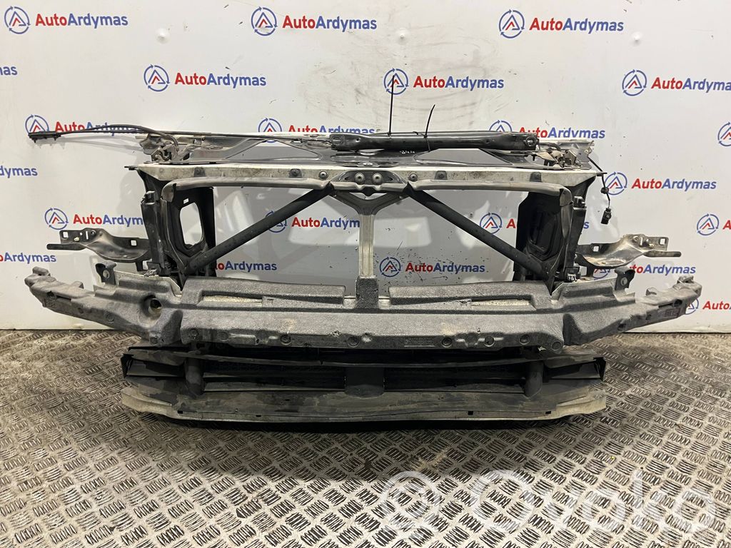 BMW 7 G11 G12 Pas przedni 