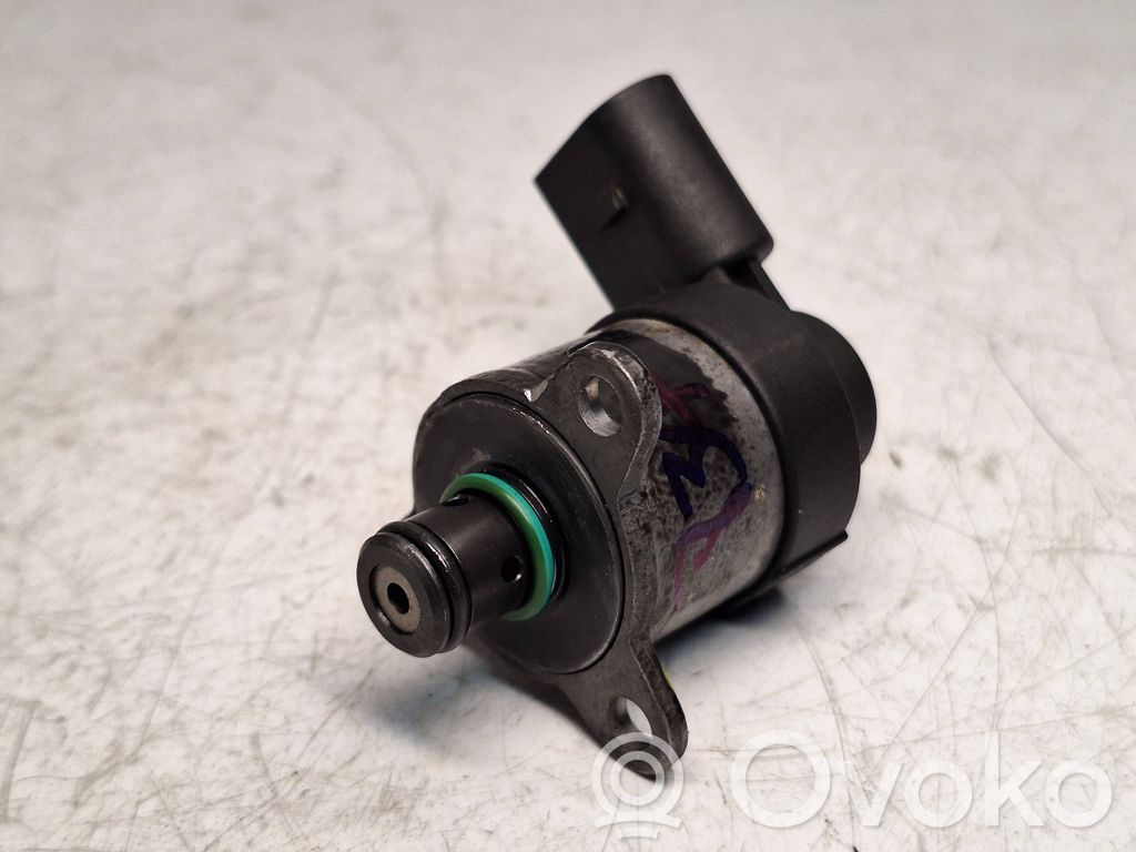 BMW 3 E46 Fuel pressure sensor 