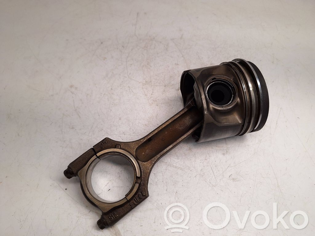 BMW X3 E83 Piston with connecting rod 