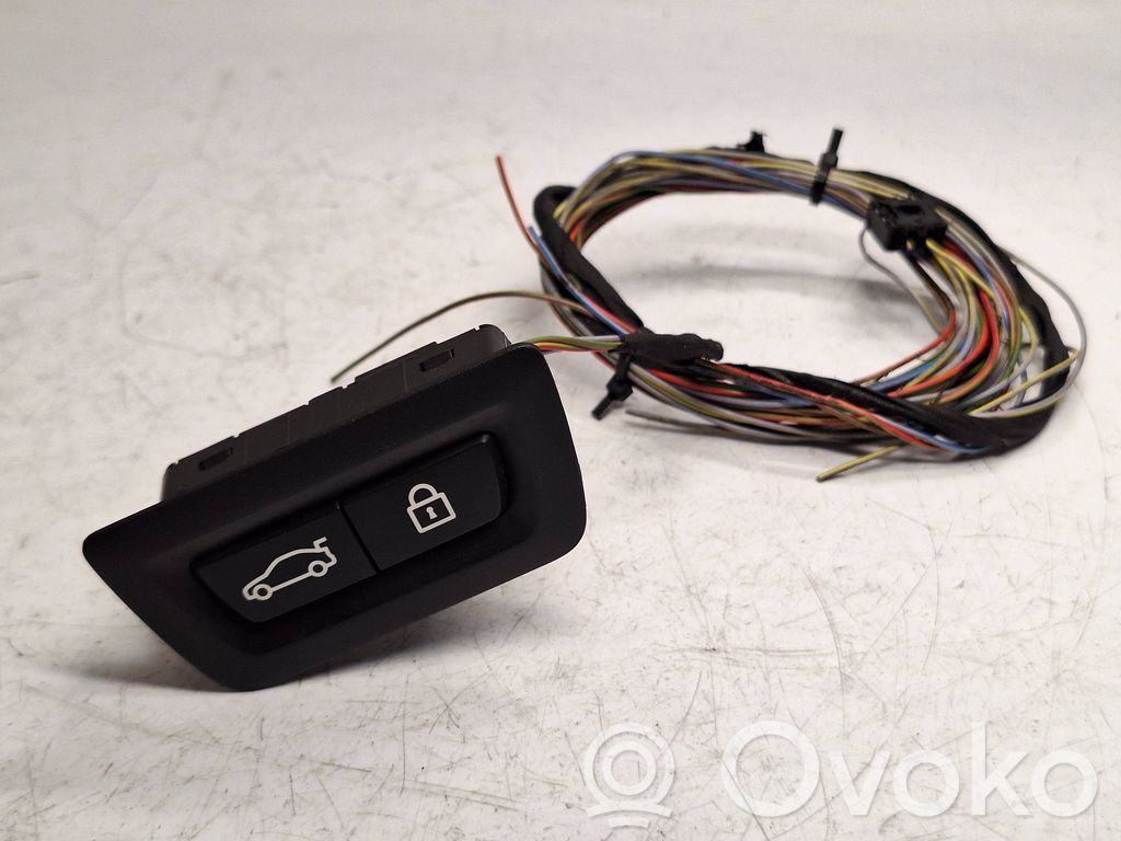 BMW 7 G11 G12 Tailgate/boot open switch button 
