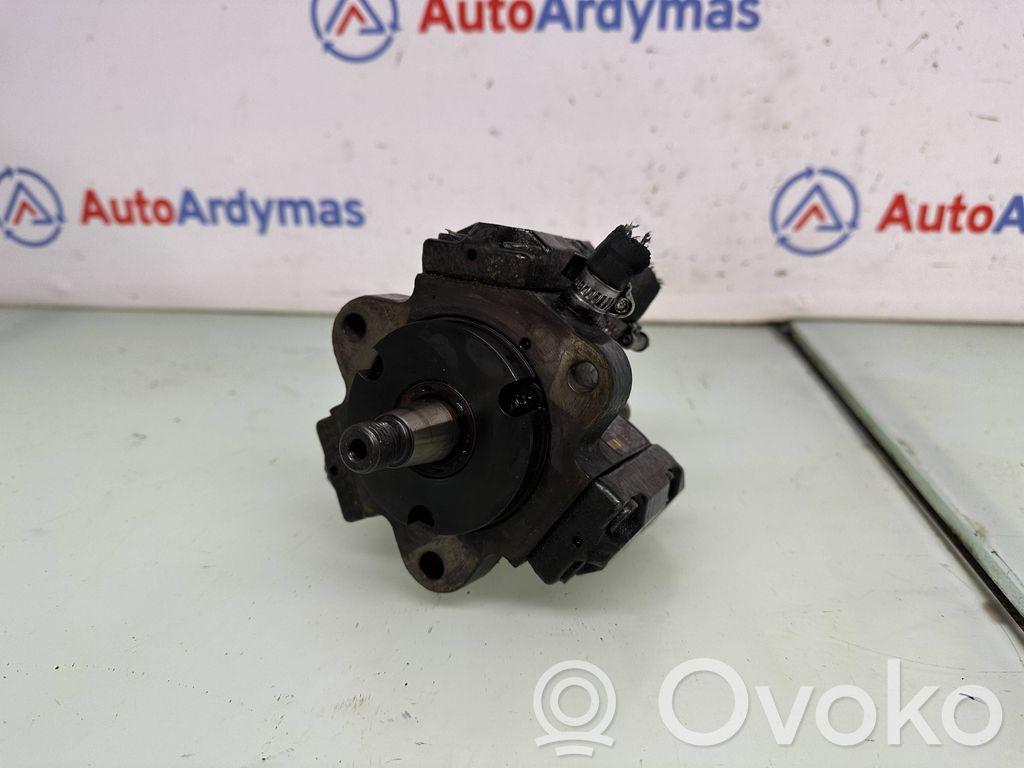 BMW 5 E39 Polttoaineen ruiskutuksen suurpainepumppu 
