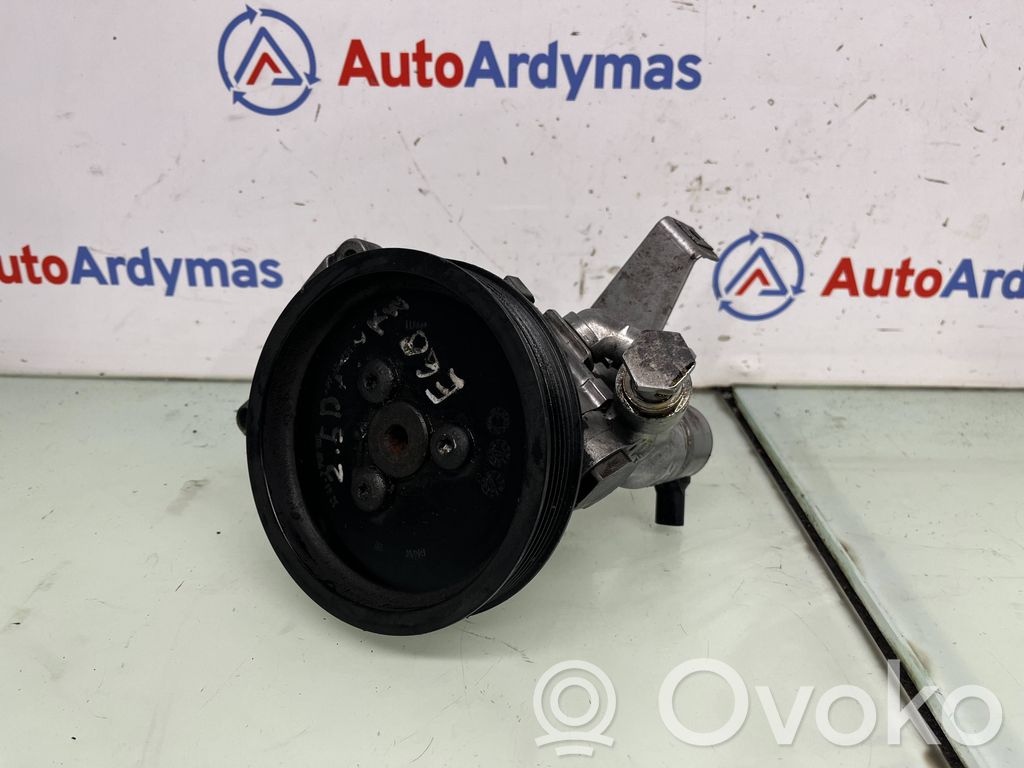 BMW 5 E60 E61 Vairo stiprintuvo siurblys 