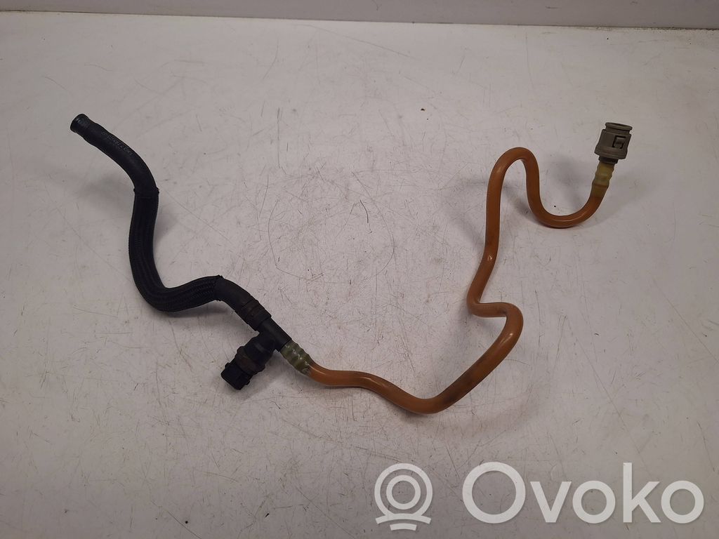 BMW 5 E60 E61 Caurule (-es) / šļūtene (-es) 