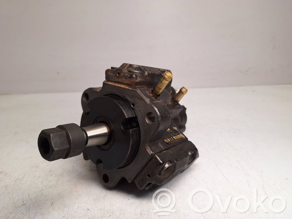 BMW 5 E39 Polttoaineen ruiskutuksen suurpainepumppu 