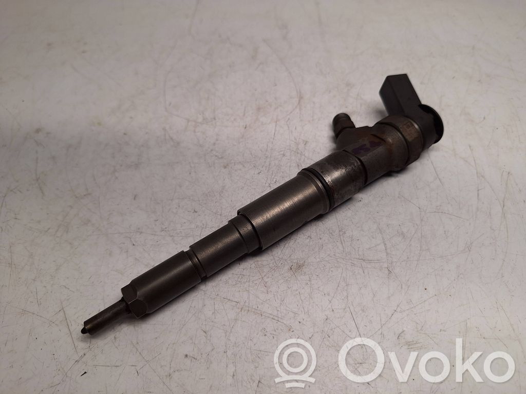BMW X5 E53 Fuel injector 