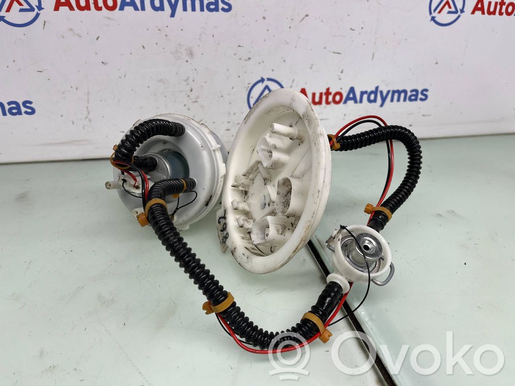 Pompa paliwa w zbiorniku   7341303,16117341303