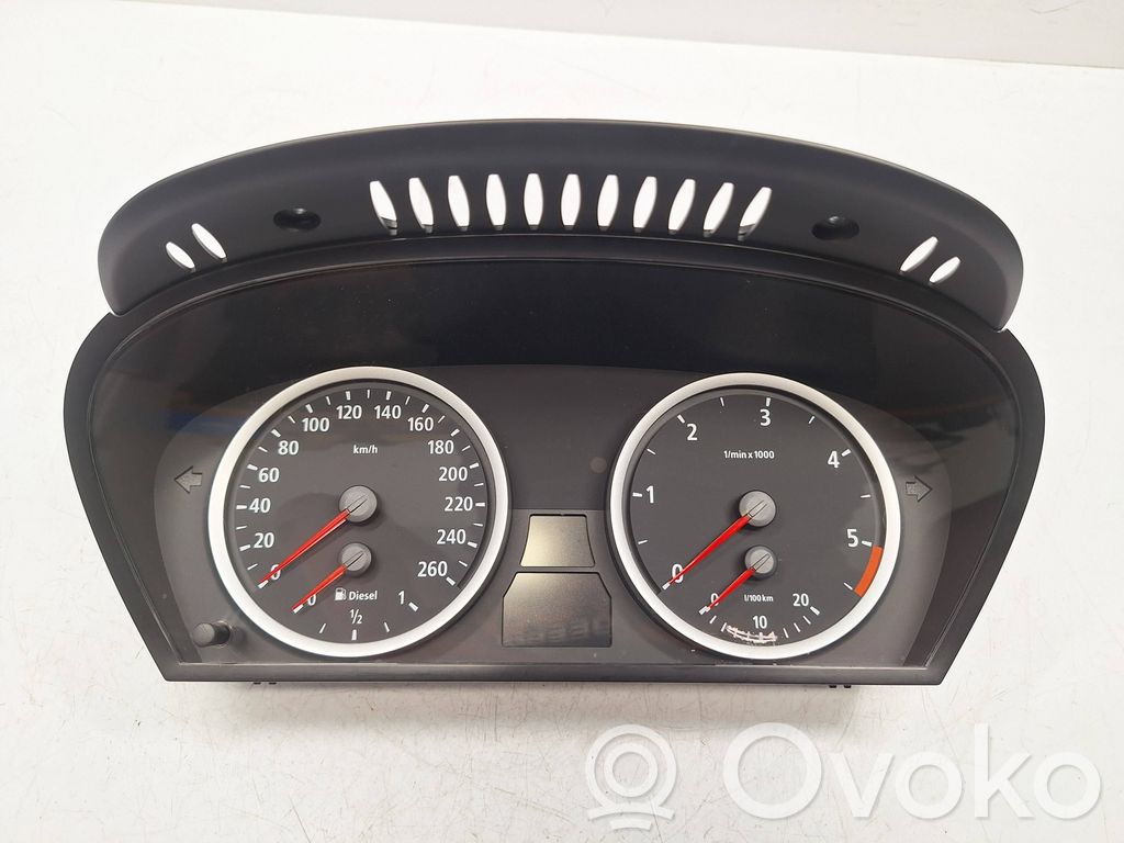 BMW 5 E60 E61 Speedometer (instrument cluster) 