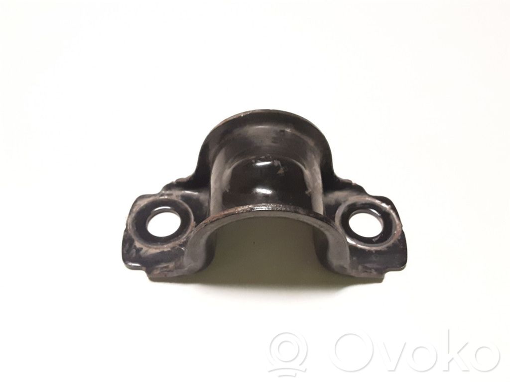 Ford Kuga II Sway bar bush bracket, front 