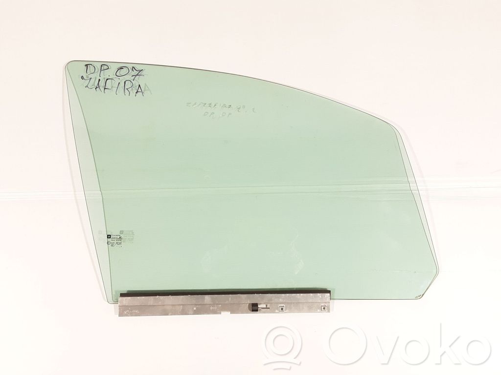 Opel Zafira B Front door window glass four-door 