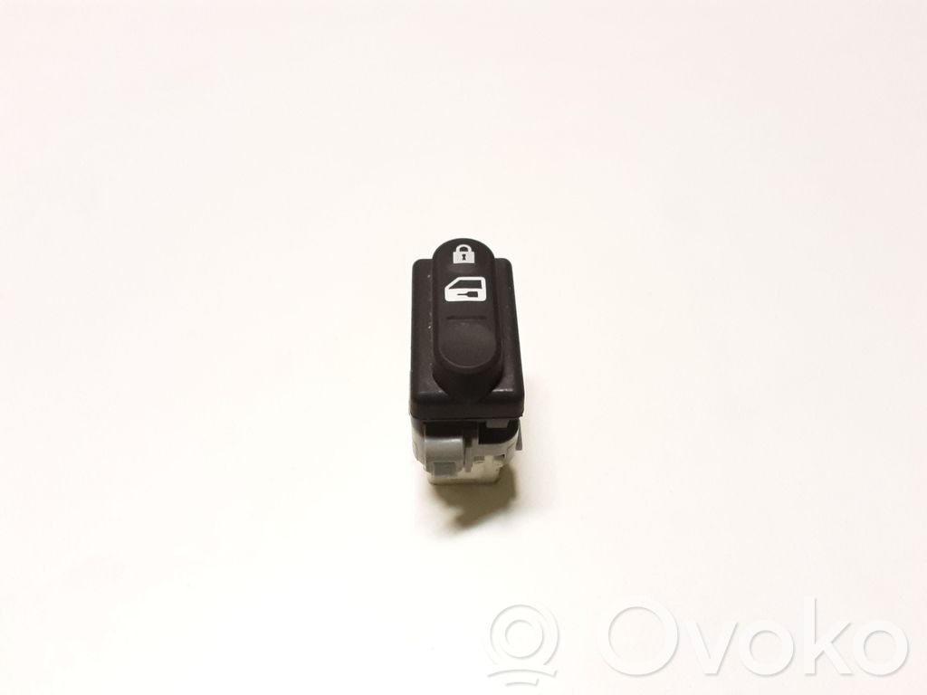 Nissan Qashqai Keskuslukituksen kytkin 