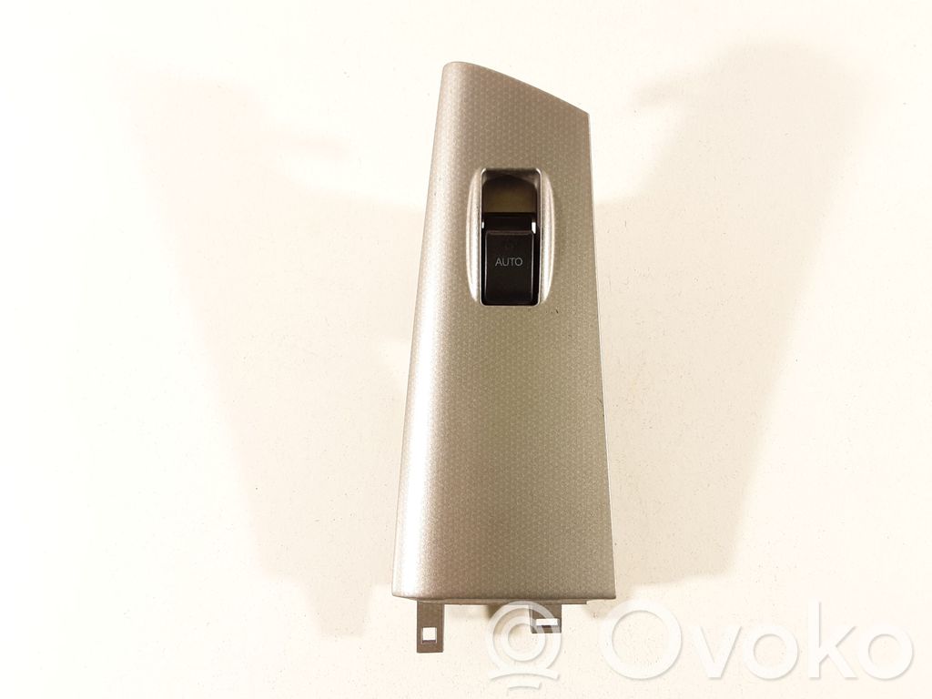 Toyota Corolla E120 E130 Electric window control switch 