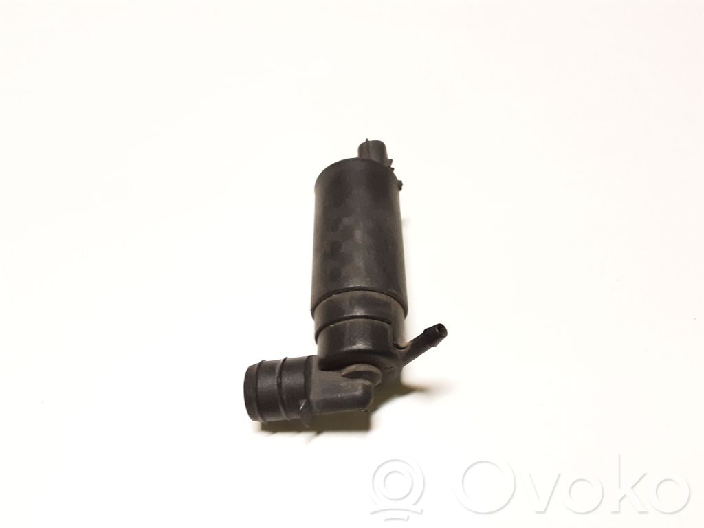 Land Rover Freelander Windscreen/windshield washer pump 
