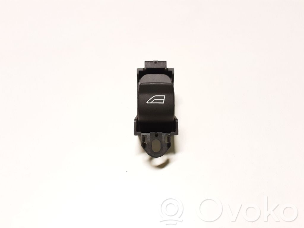 Land Rover Freelander 2 - LR2 Przyciski szyb 