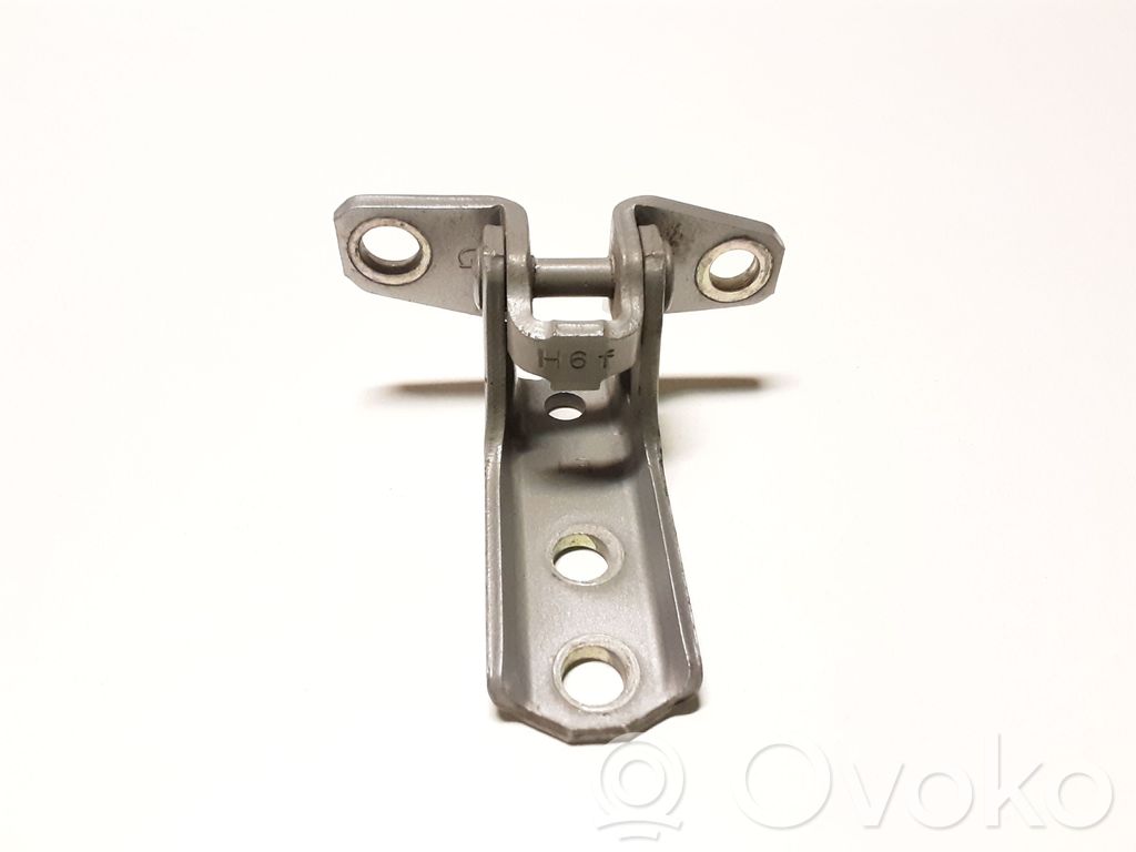 Mitsubishi Outlander Front door lower hinge 