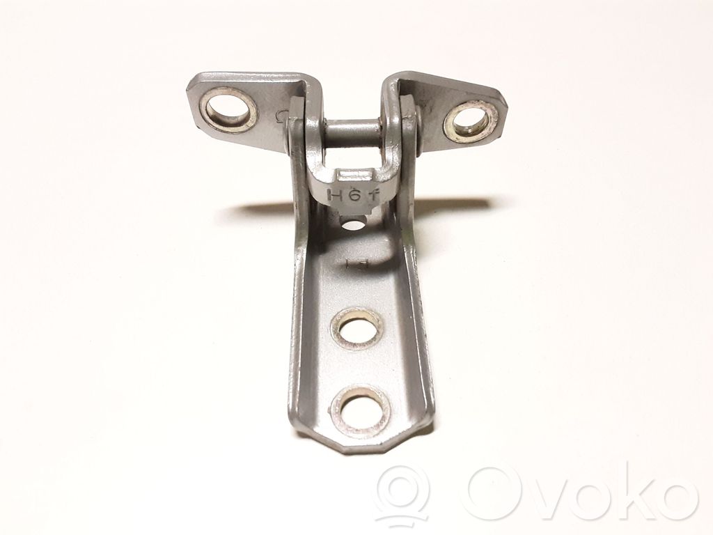 Mitsubishi Outlander Rear door lower hinge 