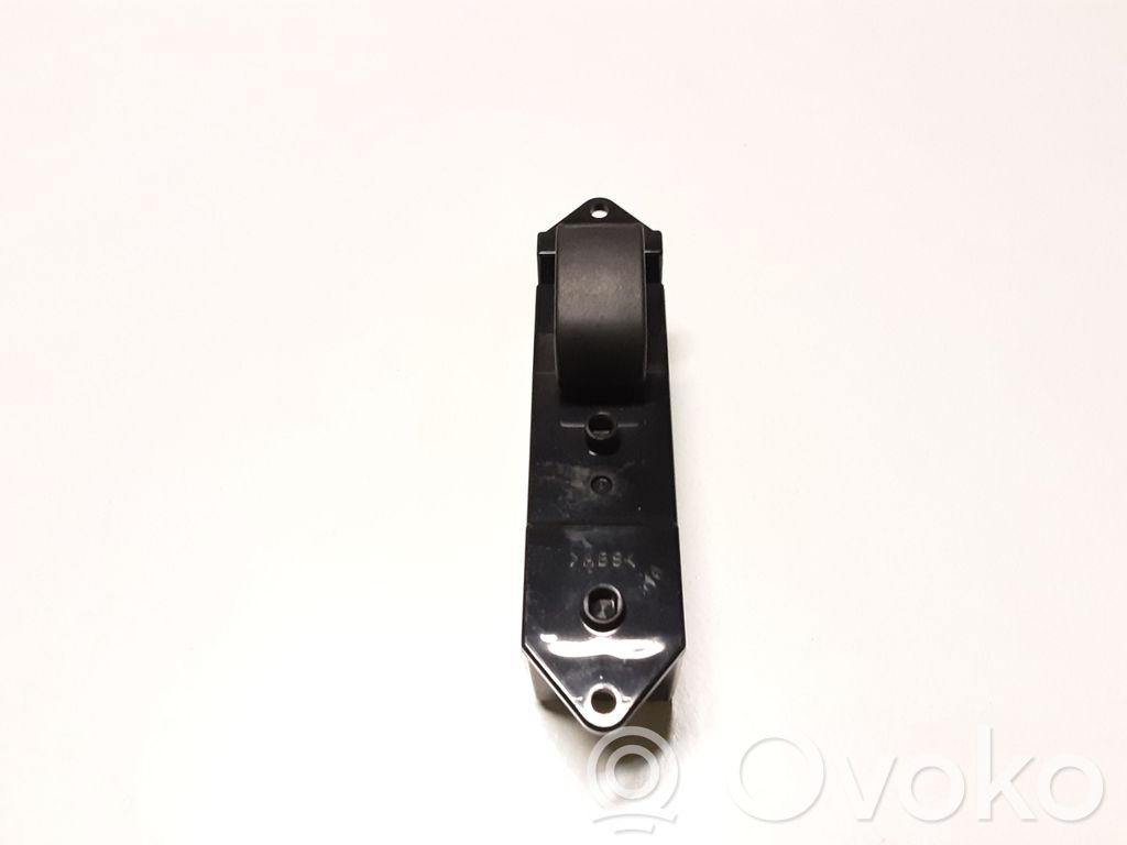 Mitsubishi Outlander Electric window control switch 