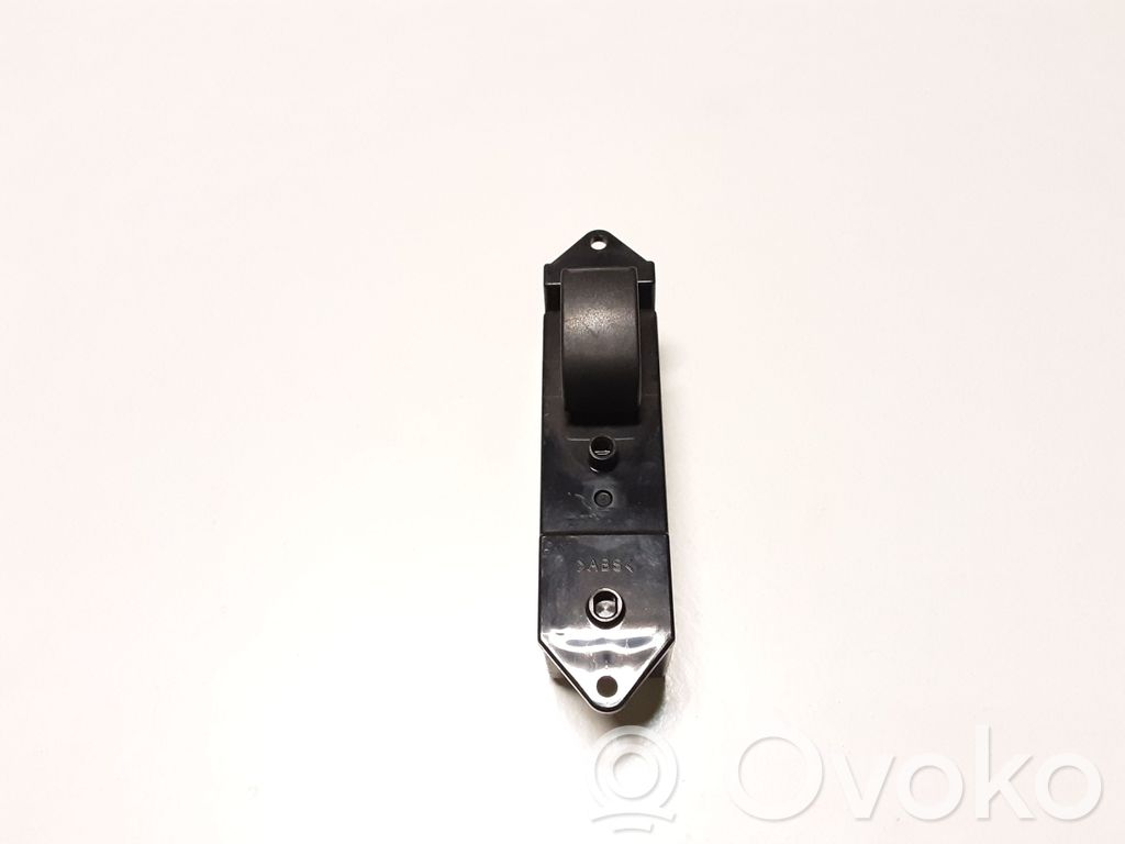Mitsubishi Outlander Electric window control switch 
