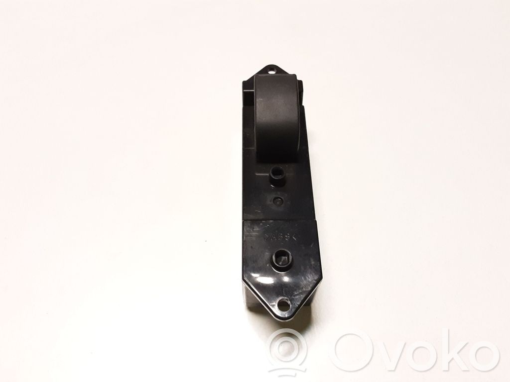 Mitsubishi Outlander Electric window control switch 