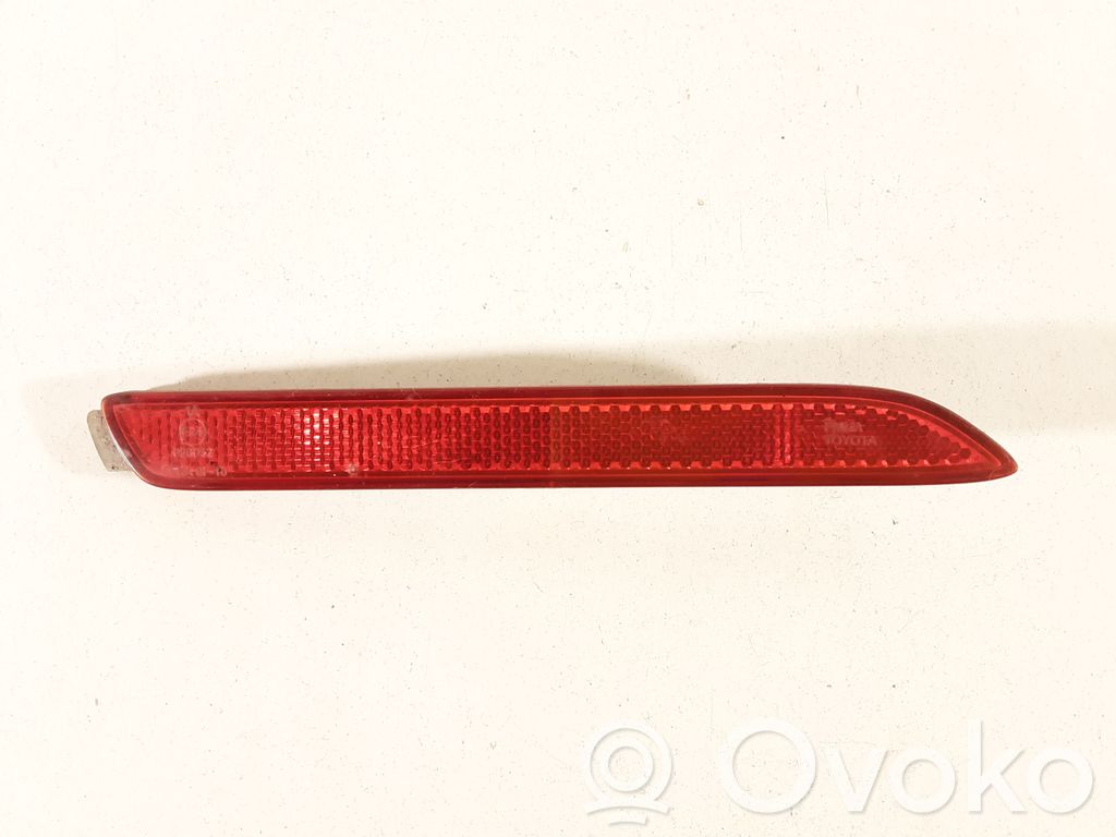 Toyota Verso Reflector spate 