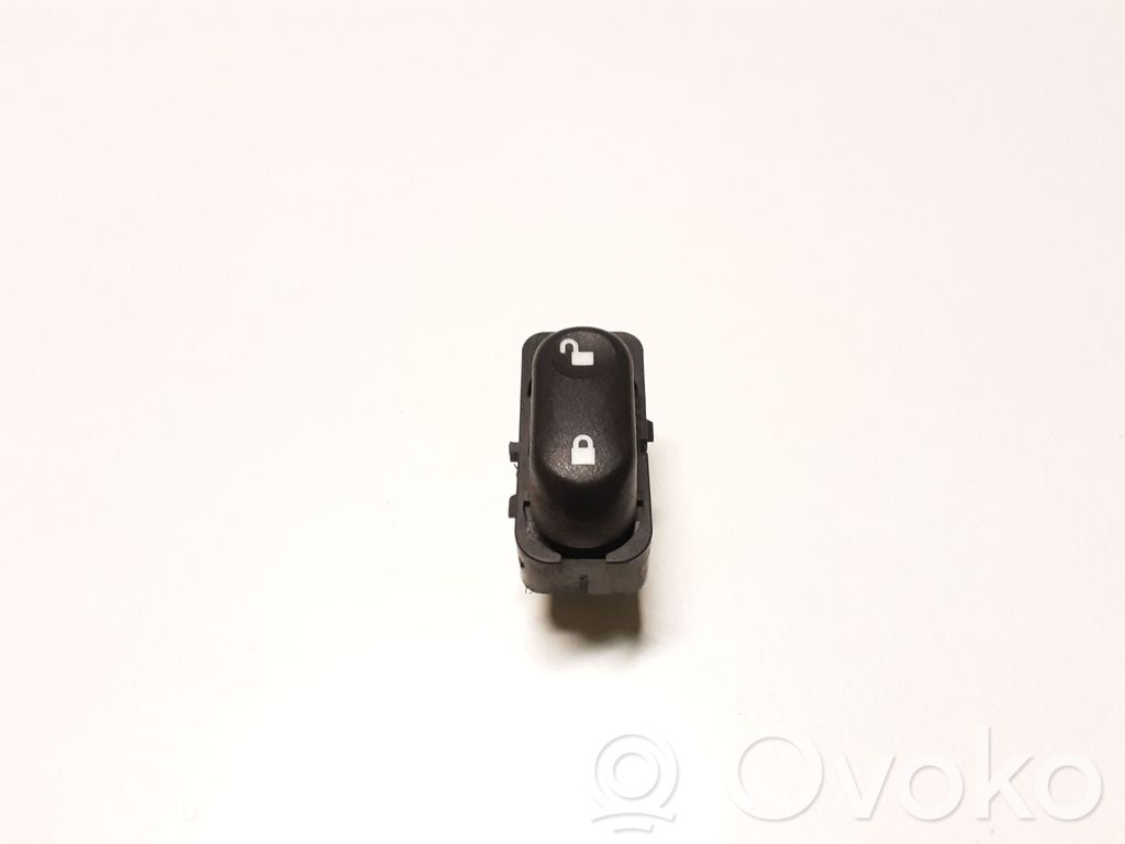 Ford Maverick Central locking switch button 