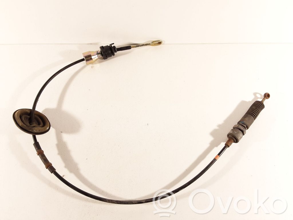 Gear shift cable linkage