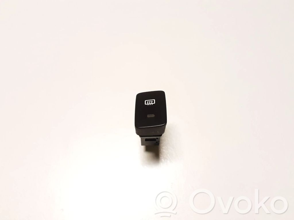 Hyundai Tucson JM Windscreen/window heater switch 