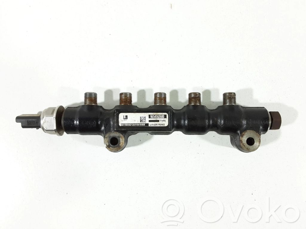 Mazda 2 Tubo principal de alimentación del combustible 
