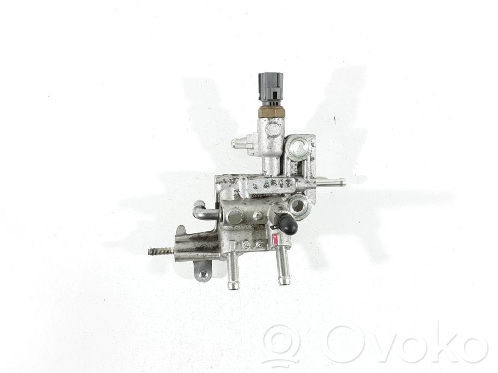 Mazda CX-3 Fuel distributor 