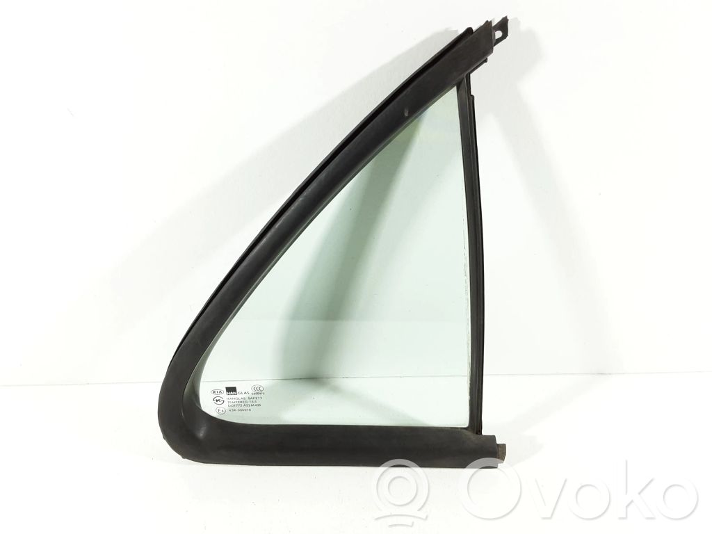 KIA Sorento Rear vent window glass 