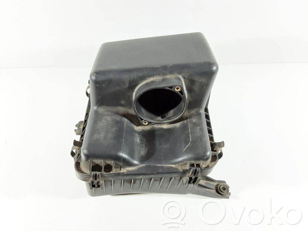 KIA Sorento Air filter box 