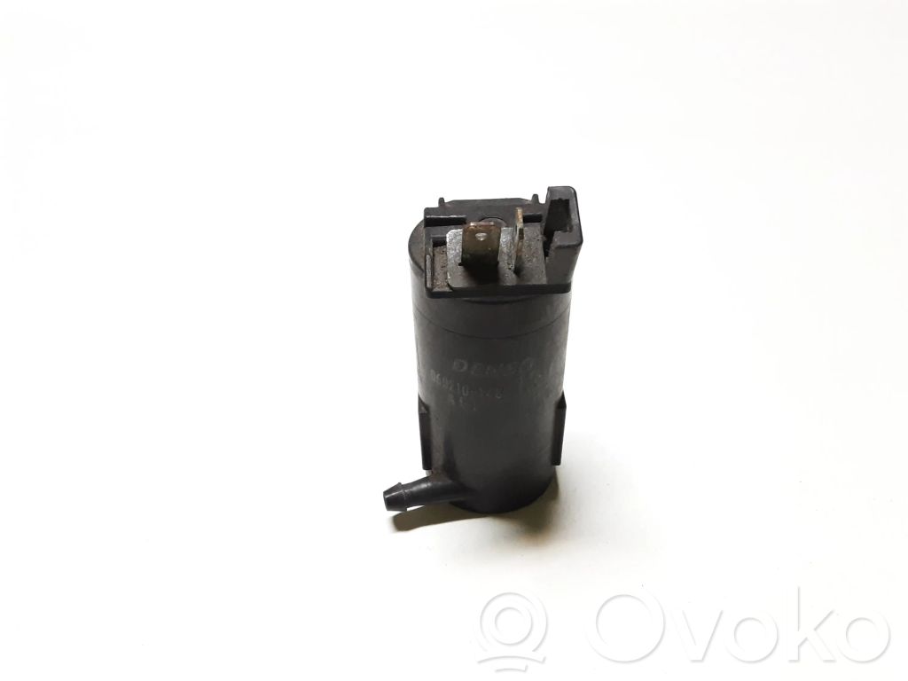 Suzuki Jimny Windscreen/windshield washer pump 