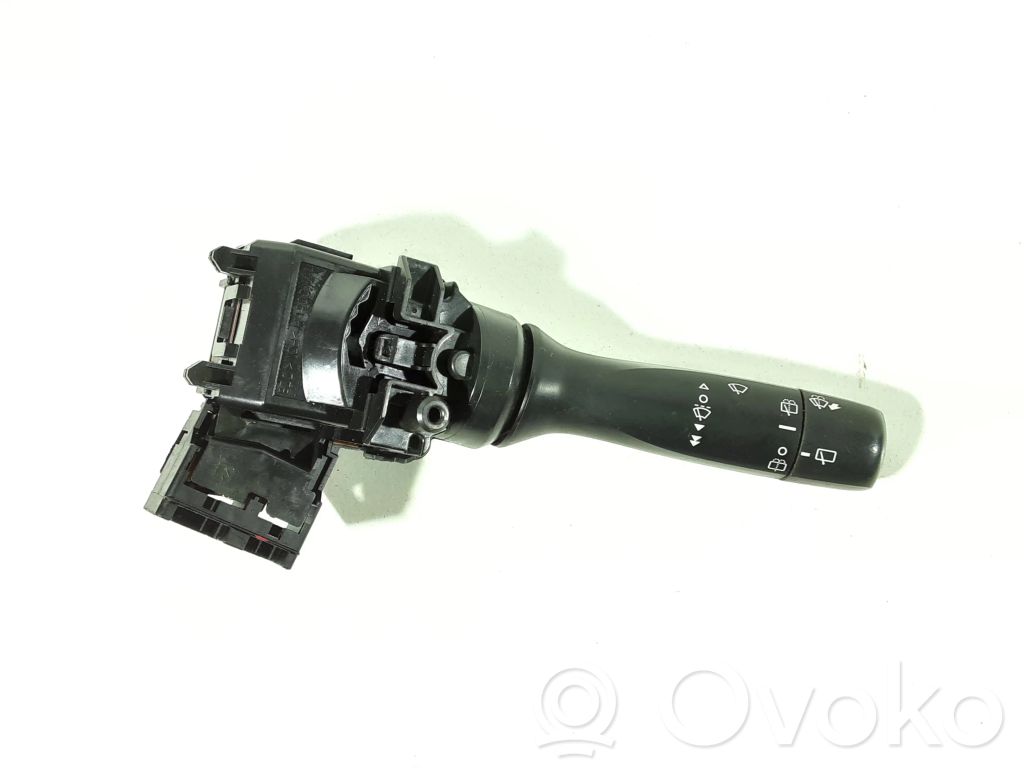 Toyota Yaris Valytuvų rankenėlė 
