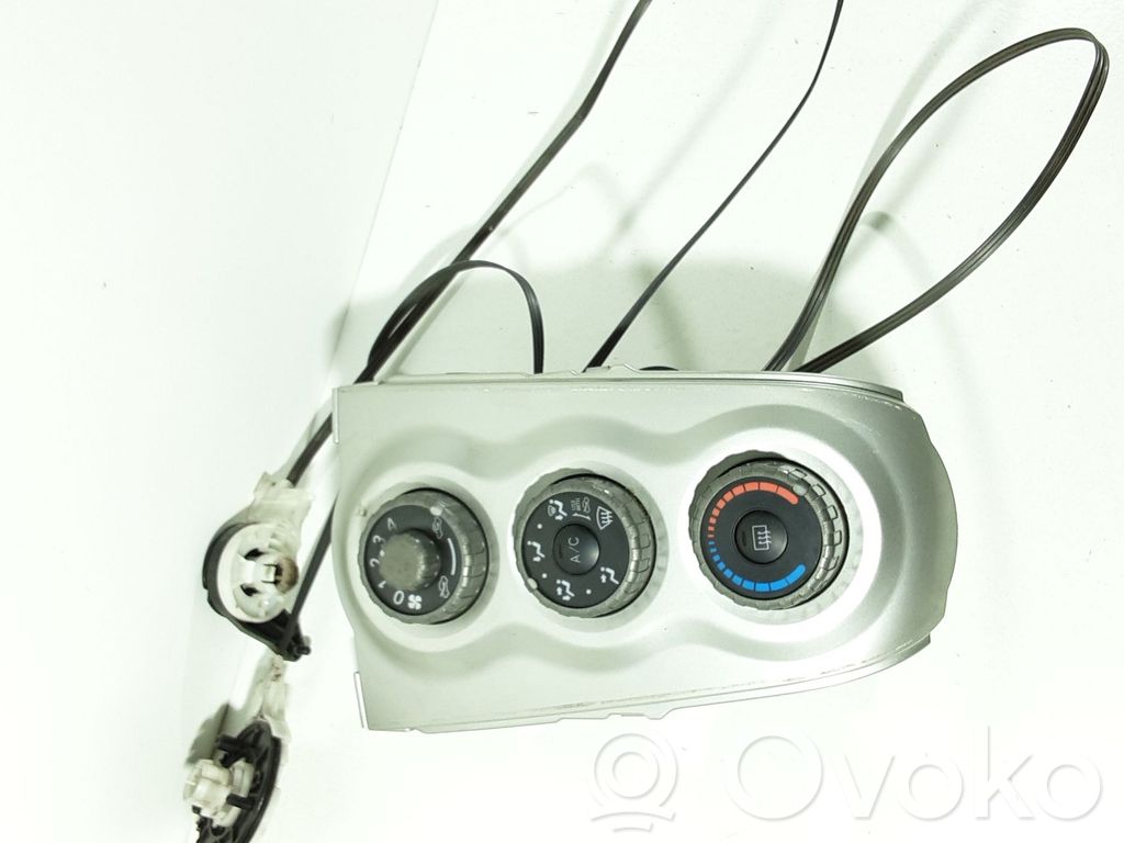 Toyota Yaris Panel klimatyzacji 