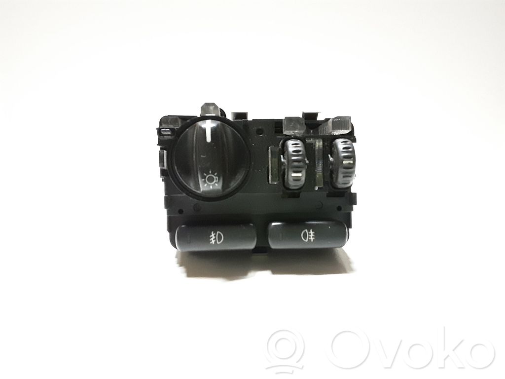 Volvo XC90 Light switch 