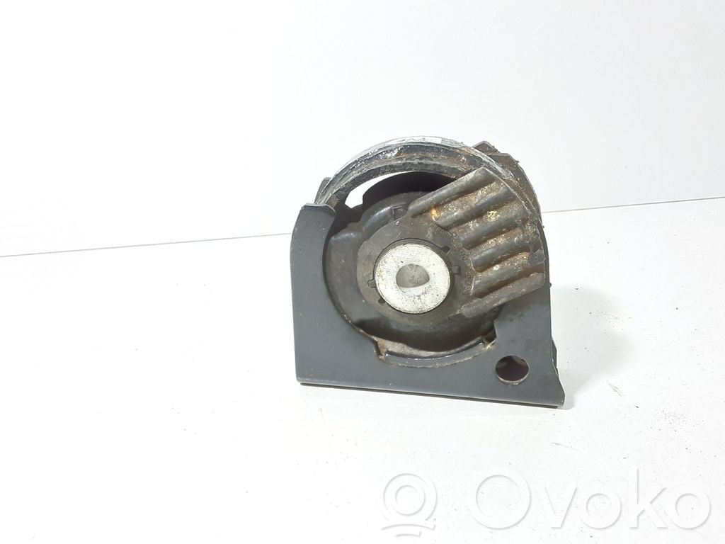 Toyota Avensis T270 Engine mount bracket 