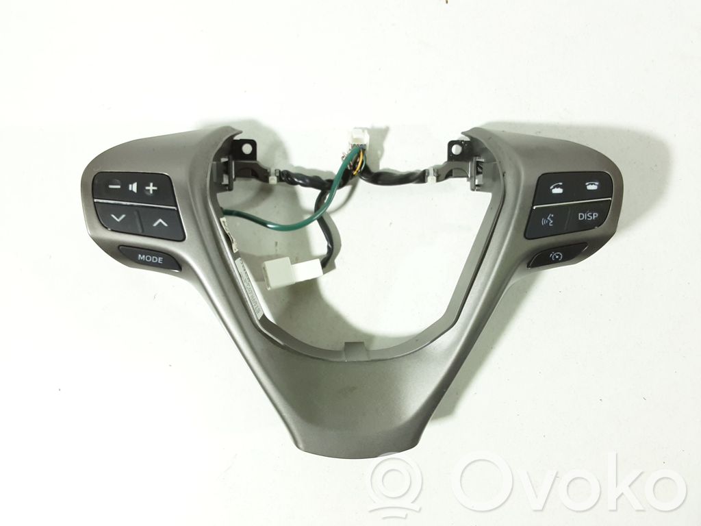 Toyota Verso Element kierownicy 