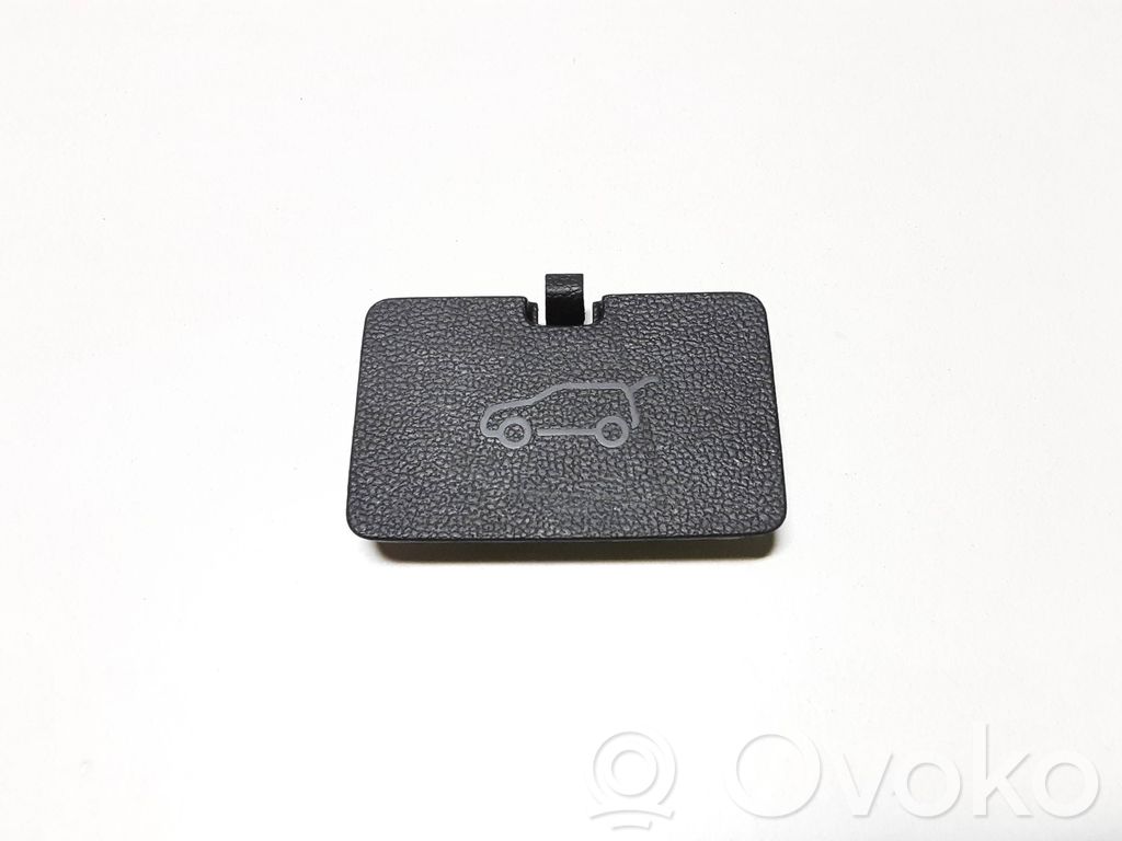 MG ZS Panel awaryjnego otwierania zamka bagażnika 