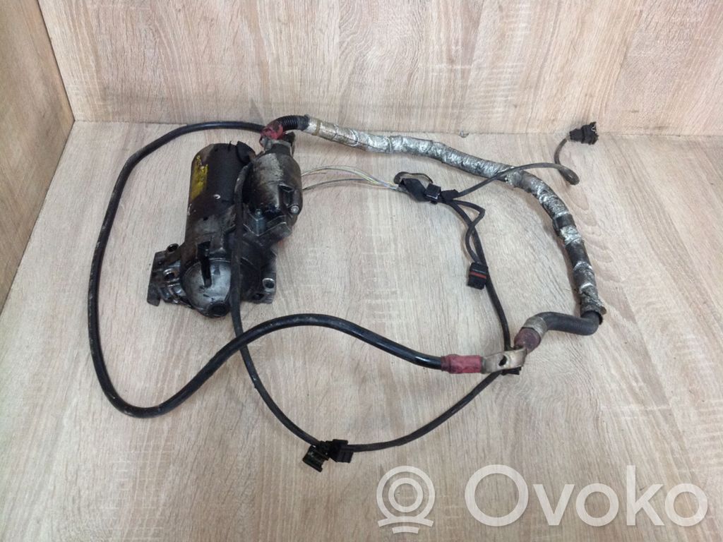 Starter motor   1005841073