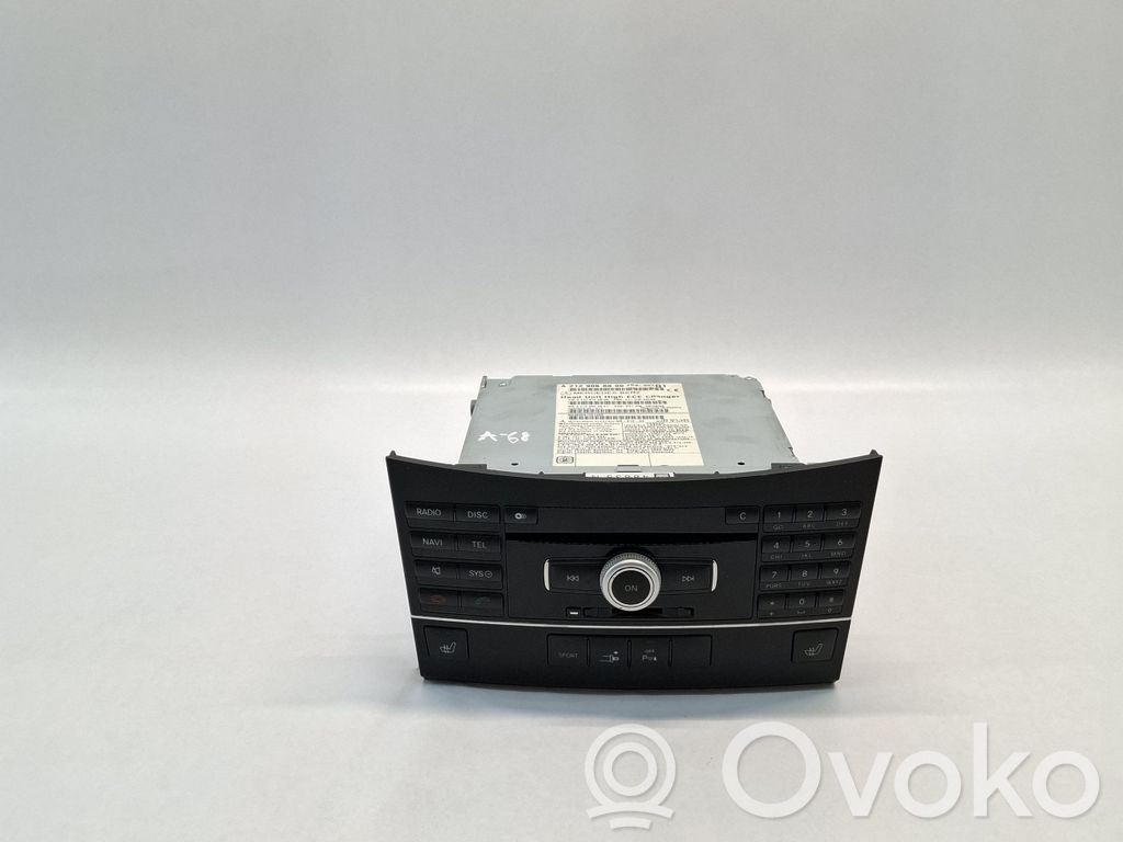 Mercedes-Benz E C207 W207 Panel / Radioodtwarzacz CD/DVD/GPS 