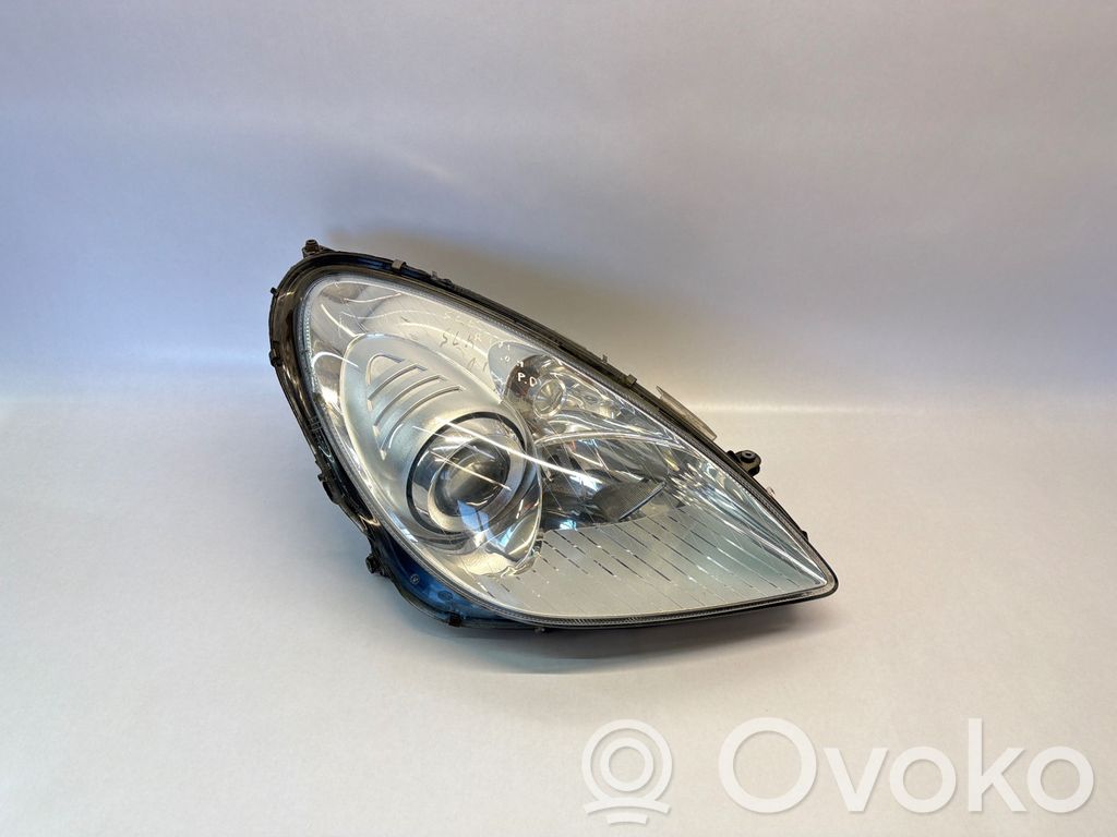 Mercedes-Benz SLK R171 Lampa przednia 